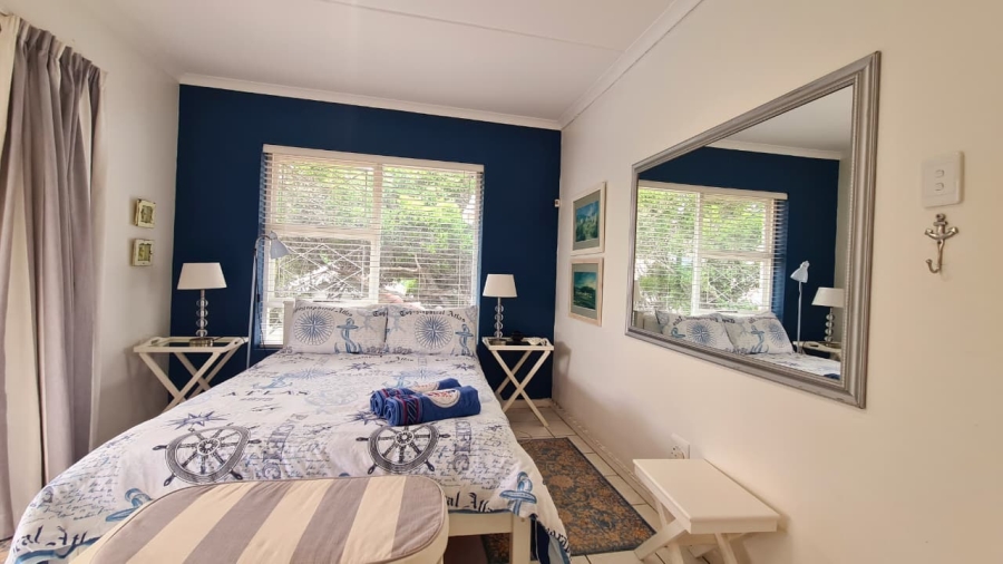 5 Bedroom Property for Sale in Kenton On Sea Eastern Cape